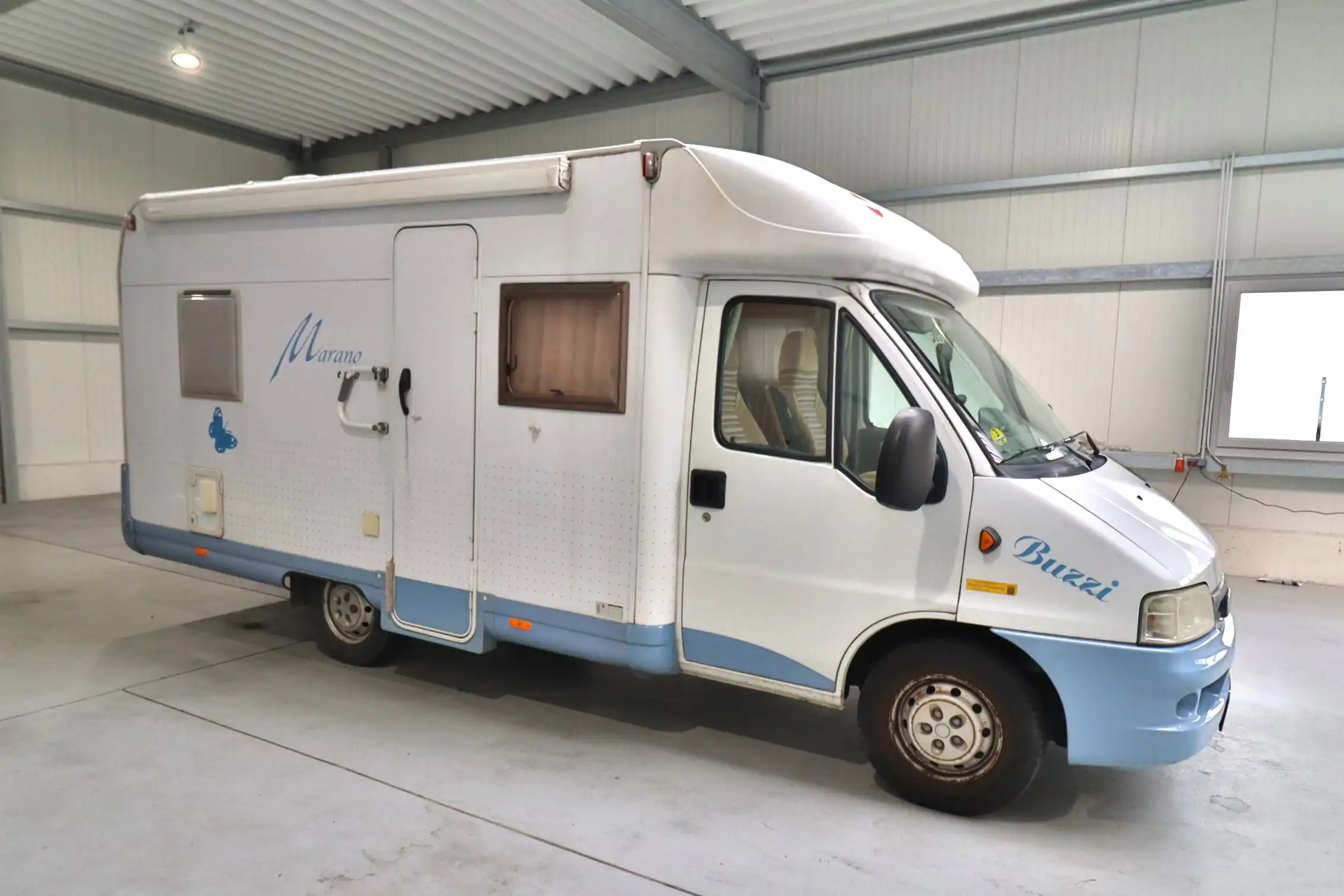 BUERSTNER T 580 Marano/Festbett/Markise/Solaranlage/Fahrradhalter/nur 5,99 m